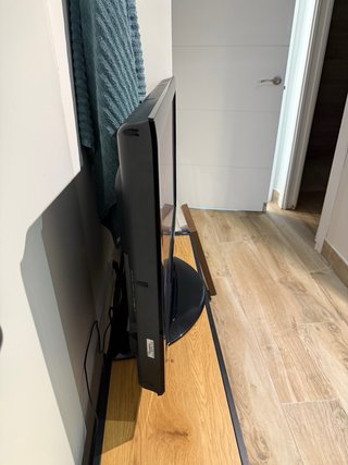 LG 37' Full HD TV con Amazon Fire Stick