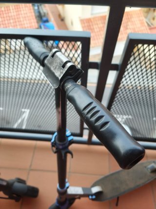 Patinete plegable negro