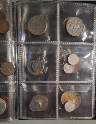 Lote 60 monedas Países Bajos y España con album