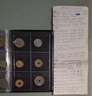 Lote 60 monedas Países Bajos y España con album