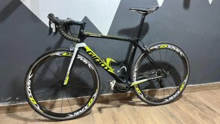 Bicicletta da strada Giant Advanced