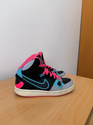 Zapatillas Nike Air Force Mid Negras y Rosas