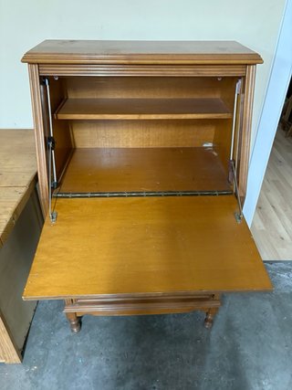 Escritorio de madera vintage