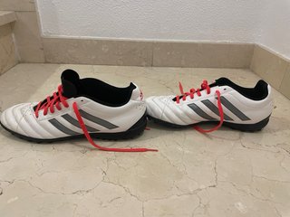 Zapatillas Adidas Fútbol Sala Blancas Rojas