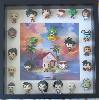 Cuadro Ikea 35x35cm con Figuras Funko Pop