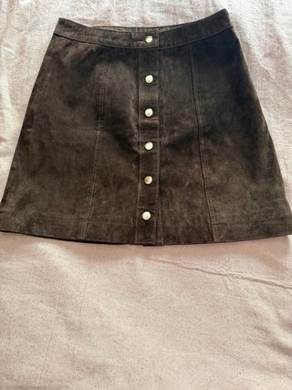 Falda Stradivarius efecto piel marrón Talla M