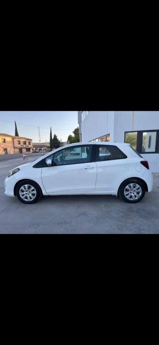 Toyota Yaris 2014