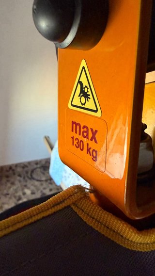 Grúa ortopédica 130kg de capacidad + 2 arnés