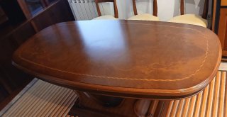 Mesa de comedor extensible de madera maciza