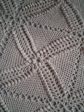 Colcha ganchillo vintage cama 90