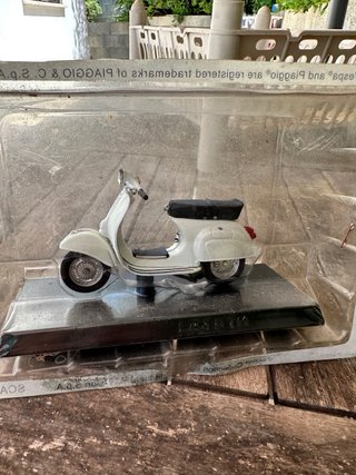 Modellino Vespa 125 Primavera (1966)