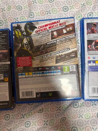 Consola PS4 (PlayStation 4) Negra + 4 Juegos