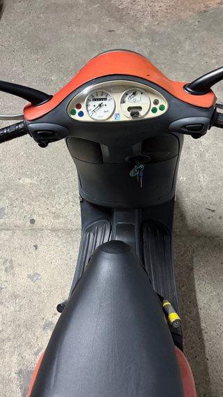 Vespa ET2 49cc Roja