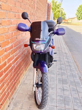 Kawasaki KLE 500 Morado