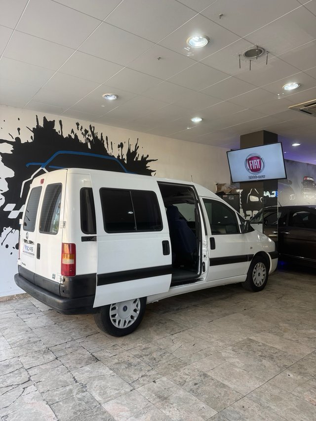 FIAT SCUDO 2.0 JTD 110cv 186000km 5 PLAZAS 1 DUEÑO