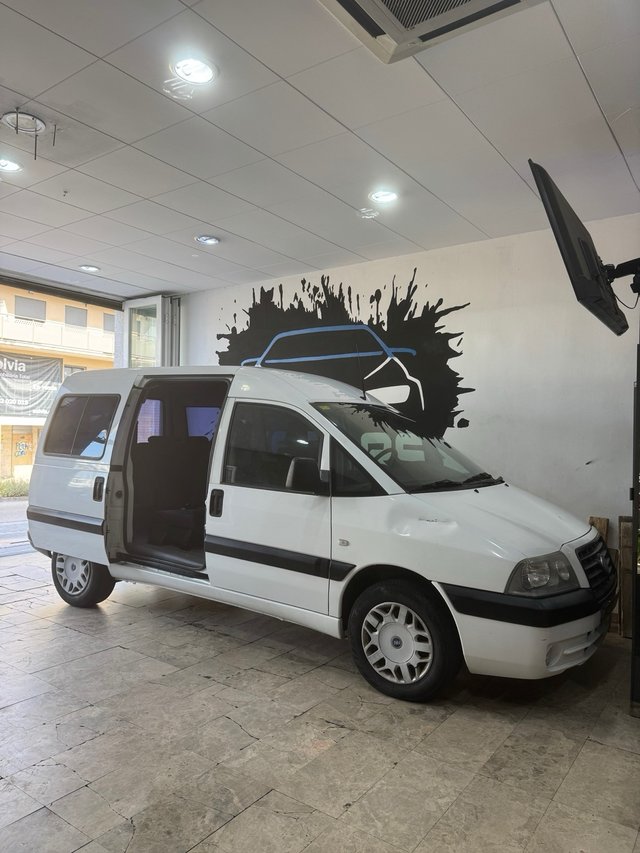 FIAT SCUDO 2.0 JTD 110cv 186000km 5 PLAZAS 1 DUEÑO