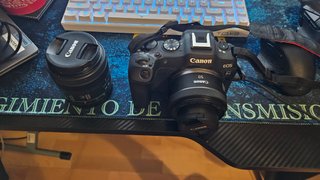Pack Canon R8 + 24-50mm + 50mm 1.8 + Tarjeta 256GB