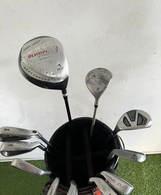 Set de Palos de Golf CALLAWAY y TITLEIST