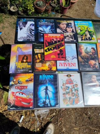 Lote de DVDs de Películas Variadas