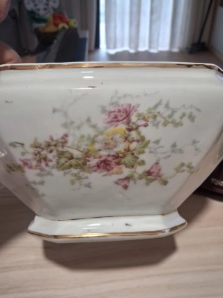 Sopera porcelana finales S. XIX floral
