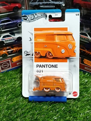 Hot Wheels Kool Kombi Pantone 021 Silver Series