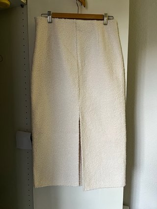 Conjunto Mango: Jersey y Falda Bouclé