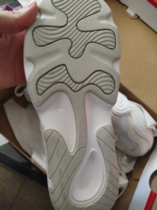 Zapatillas Nike Beige/Blanco Talla 38.5