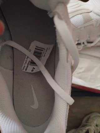 Zapatillas Nike Beige/Blanco Talla 38.5