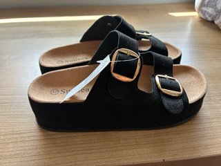 Sandalias Sunsea negras con hebillas doradas T37