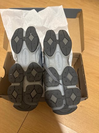 Zapatillas New Balance Negras y Grises