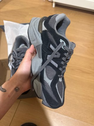 Zapatillas New Balance Negras y Grises