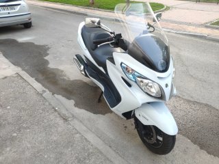 Suzuki Burgman 400 ABS Blanca