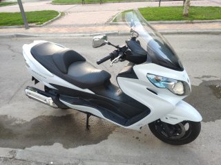 Suzuki Burgman 400 ABS Blanca