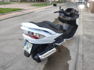 Suzuki Burgman 400 ABS Blanca