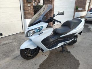 Suzuki Burgman 400 ABS Blanca