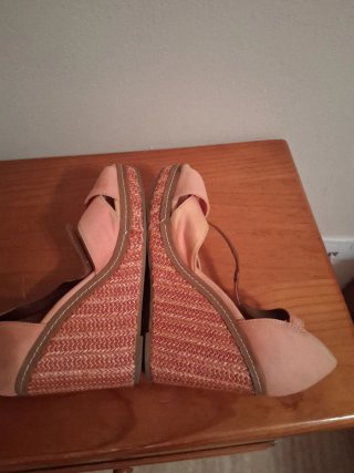 Sandalias cuña salmón