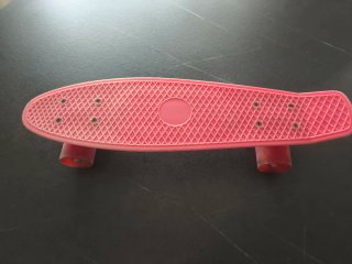 Monopatín rojo