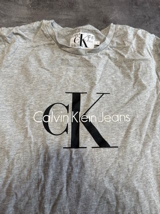 Camiseta Calvin Klein CK Gris Talla S