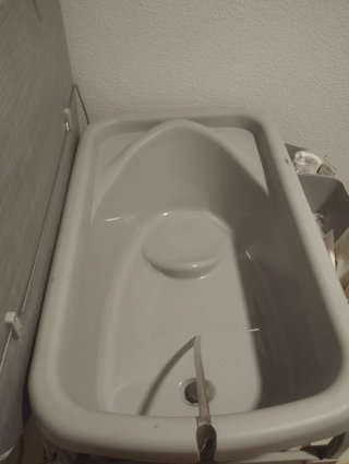 Cambiador - bañera de bebé Chicco,color  gris