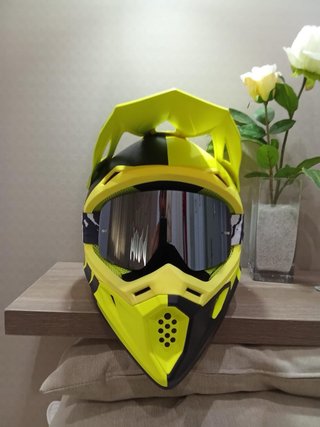 Casco Cross Raven Amarillo y gafas de cross