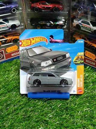 Hot Wheels 94 Audi Avant RS2