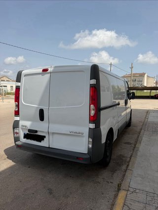 SE VENDE FURGONETA OPEL VIVARO