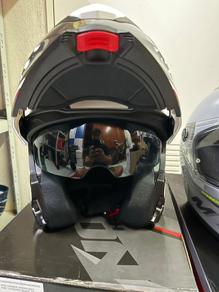 Cascos de moto marca NOX y MT Helmets