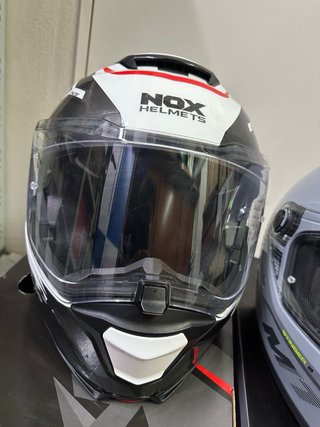 Cascos de moto marca NOX y MT Helmets