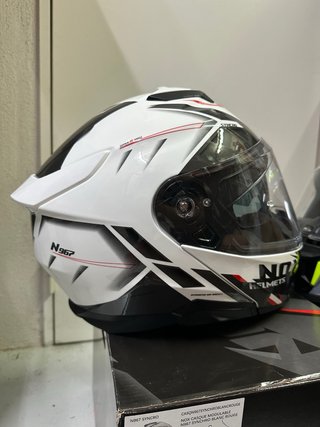 Cascos de moto marca NOX y MT Helmets