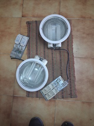 Lámparas fluorescentes con balastros
