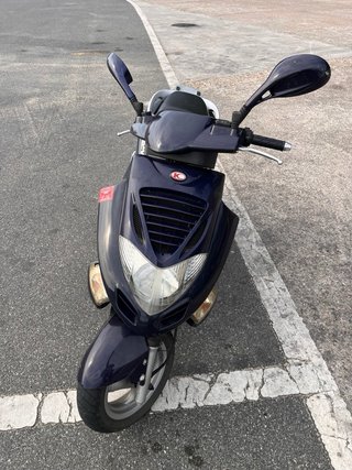 Kymco Bet & Win 125cc Scooter Azul Oscuro