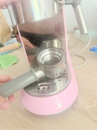 Cafetera Smeg Rosa