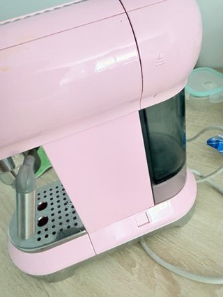 Cafetera Smeg Rosa