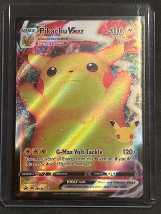 Carta Pokémon Pikachu VMAX